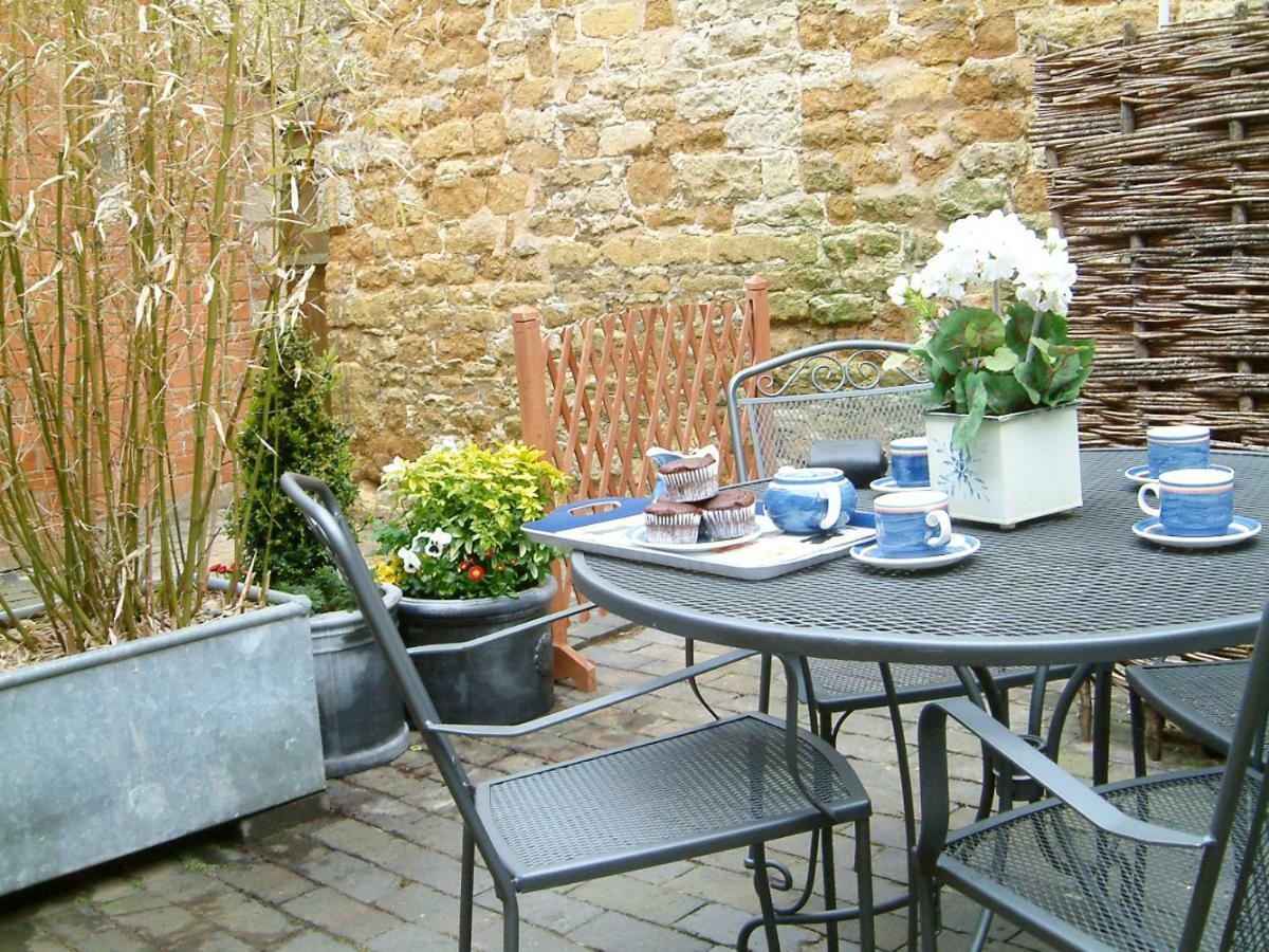 Odd Cottage Oddington  Esterno foto